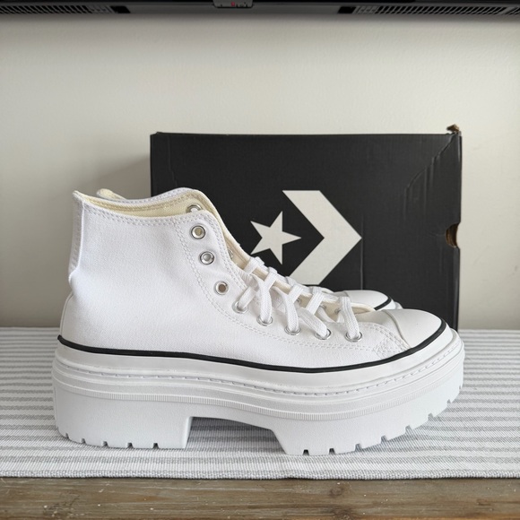 Converse Shoes - Converse NEW Women's Chuck Taylor All Star Lugged Platform Hi Top Shoe Size 10